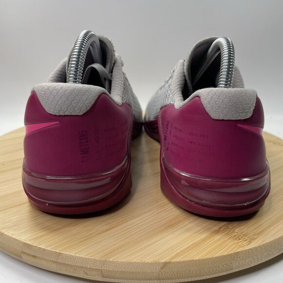 Nike Metcon 5 Women's Size 10 Cross Training Shoes Grey Berry Pink AO2982-061 - Picture 8 of 16